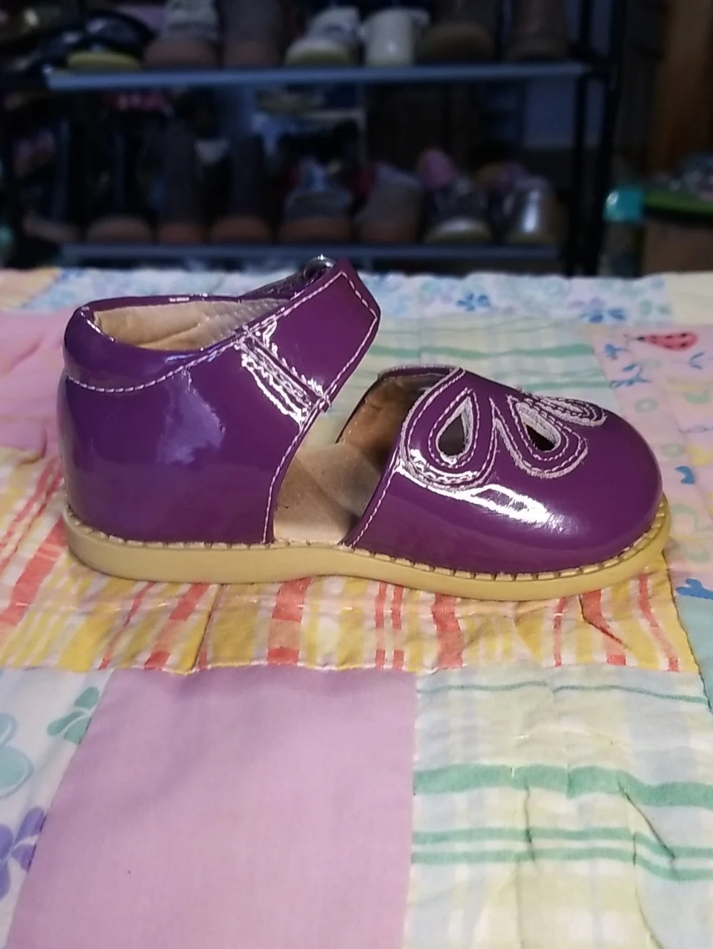 Livie & Luca Purple Patent Leather Mary Janes Size 5 Grape Petals